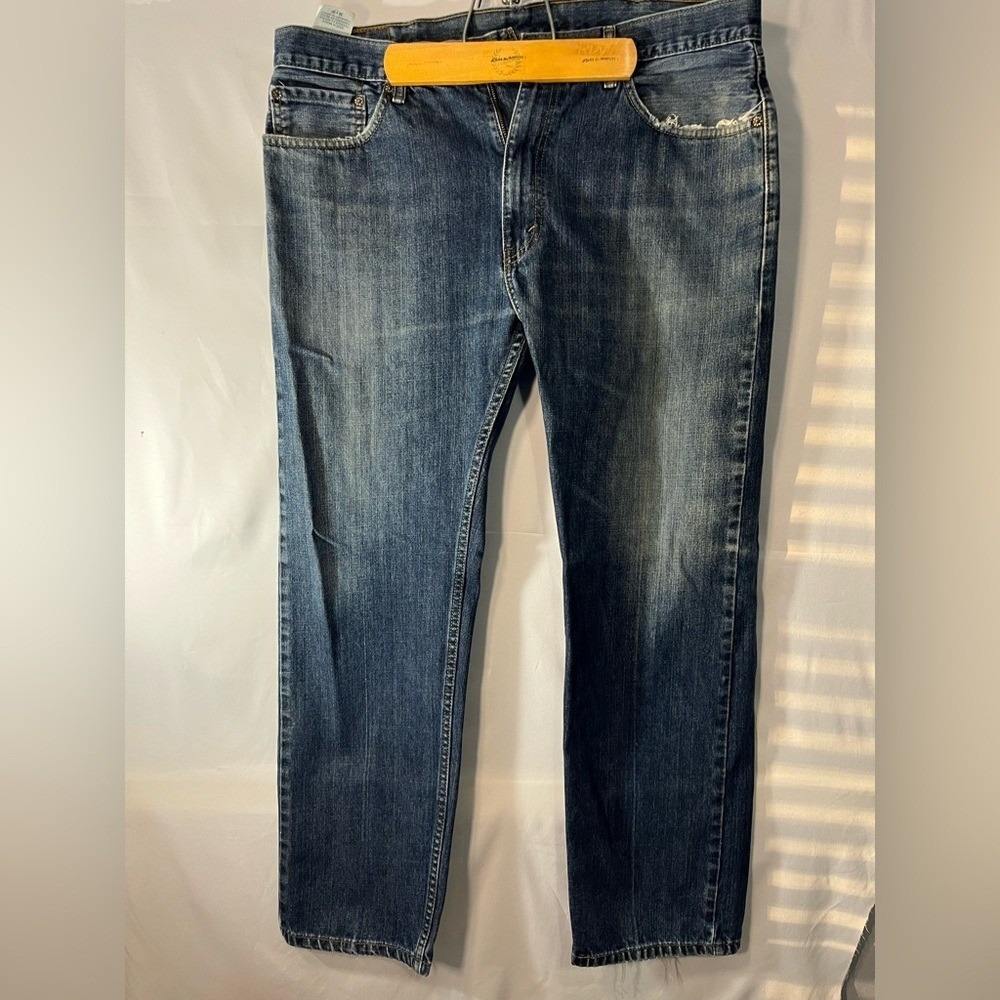 Levi's 505 straight fit 38x30 Dark Blue Straight Jeans distressed denim casual